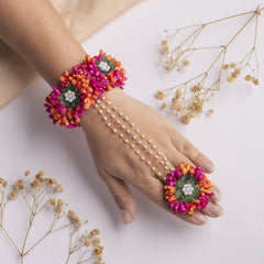 Saba floral jewellery set hathphool