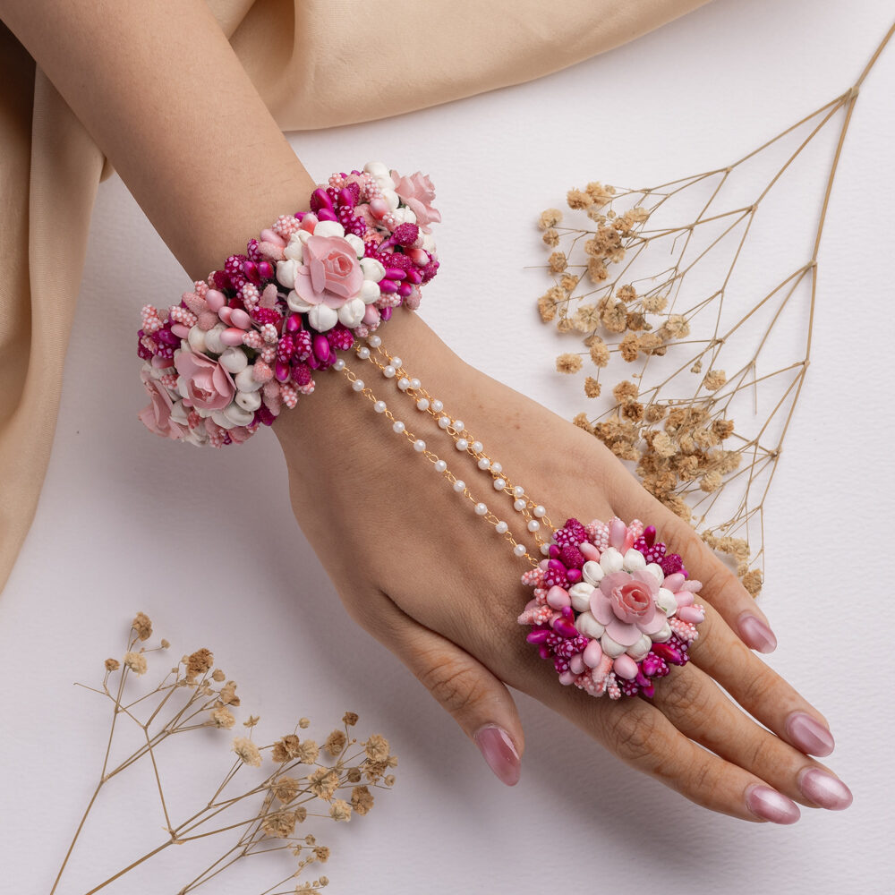 Raabta floral jewellery set hathphool