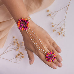 Vrishti floral jewellery set hathphool