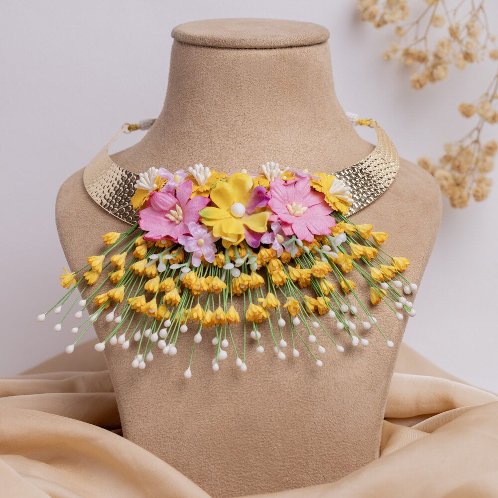 Mirage floral jewellery set necklace