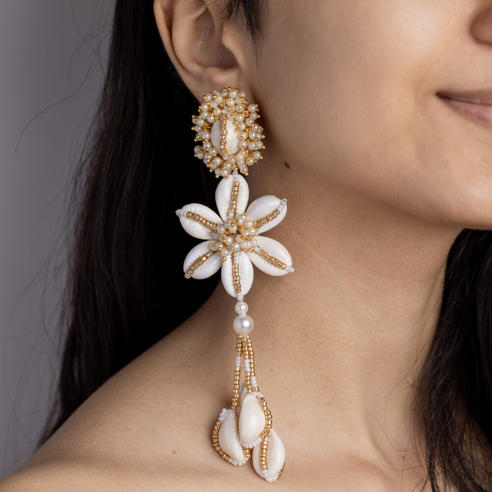 Kainaat floral jewellery set earrings