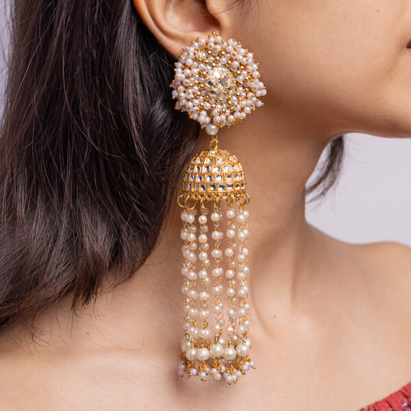 Vasudha floral jewellery set earrings