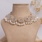 Paakiza floral jewellery set necklace
