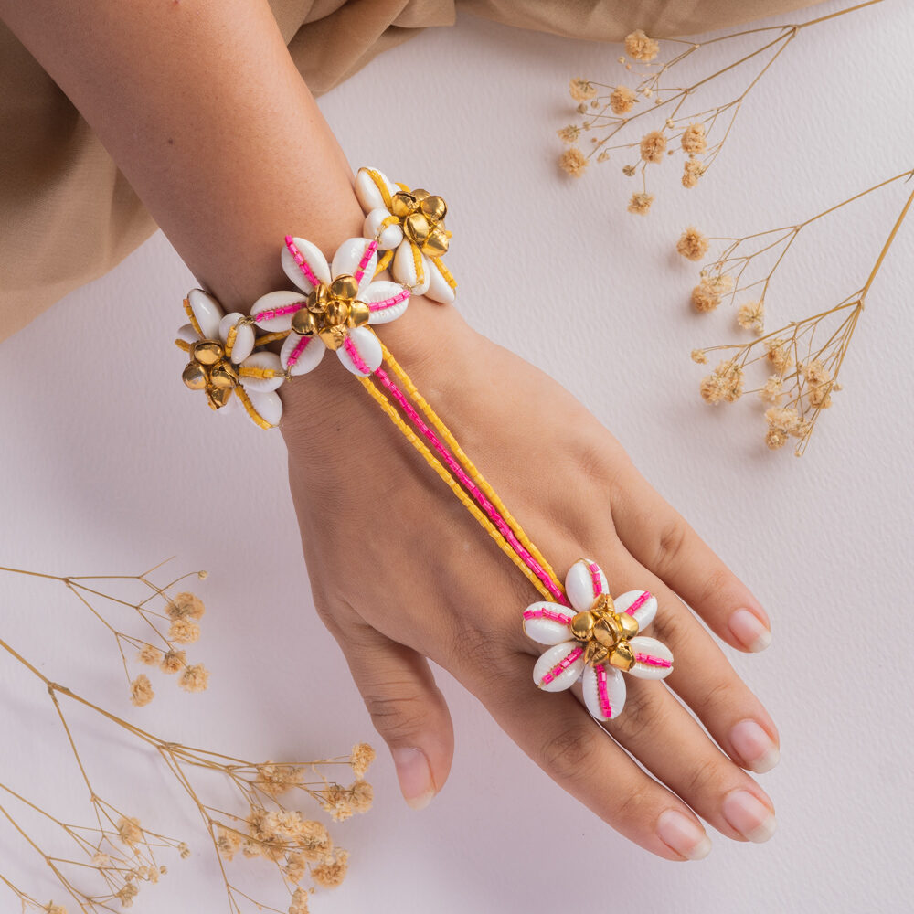Tarangini floral jewellery set hathphool