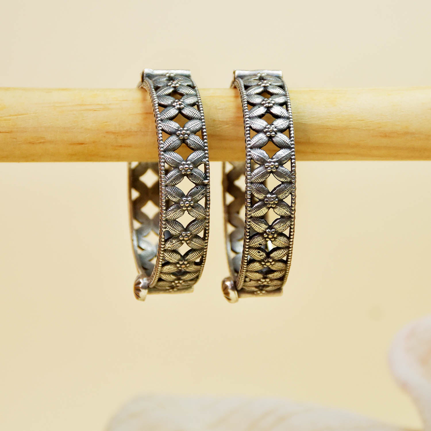 Antique Jewellery Bangle - JJCB017