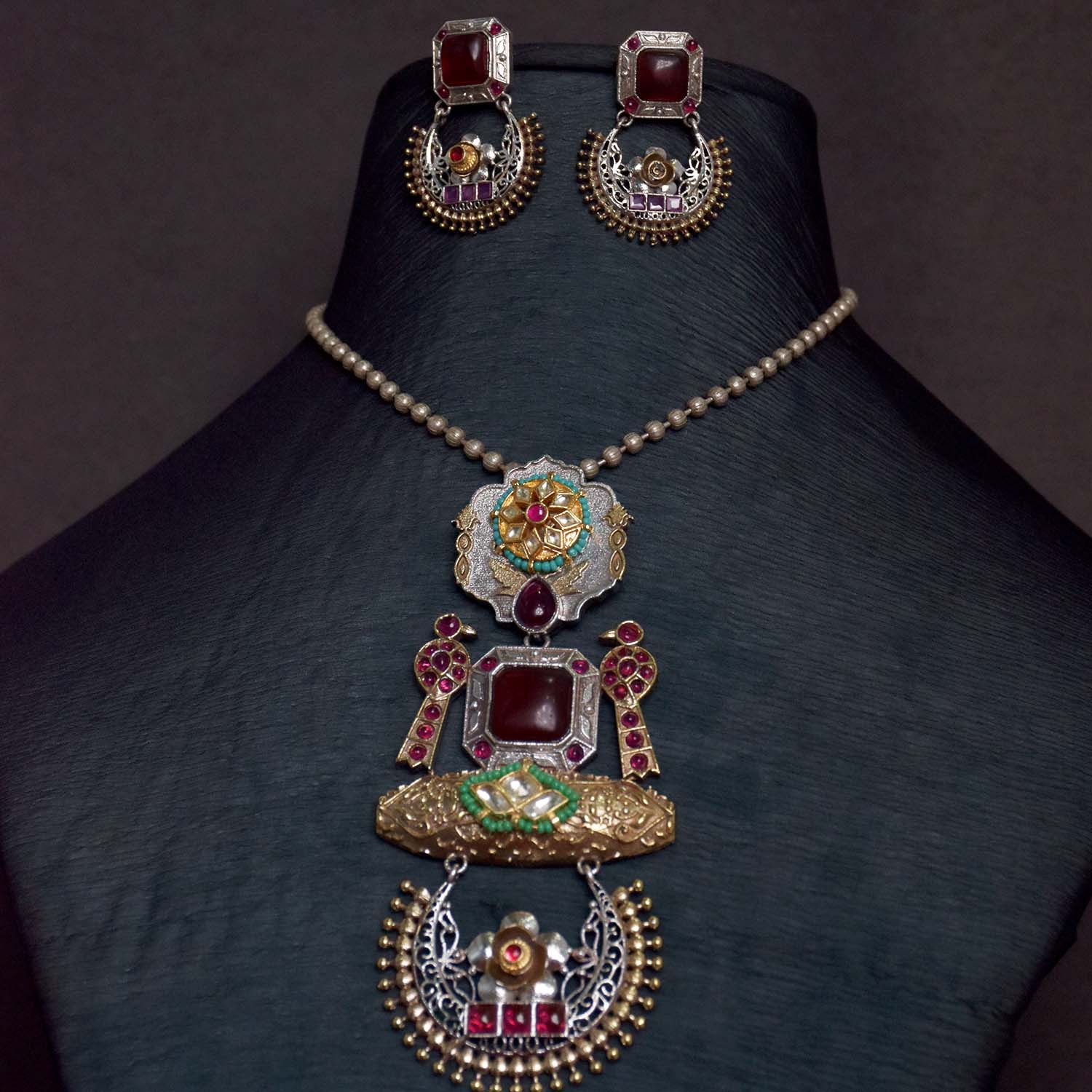 Antique Jewellery Necklace and Earrings - JJCN122