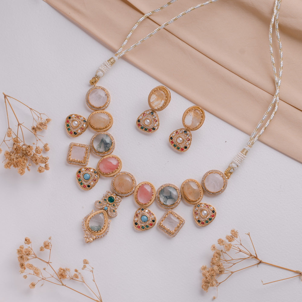 Antique Jewellery Necklace and Earrings JJCN249 Beige