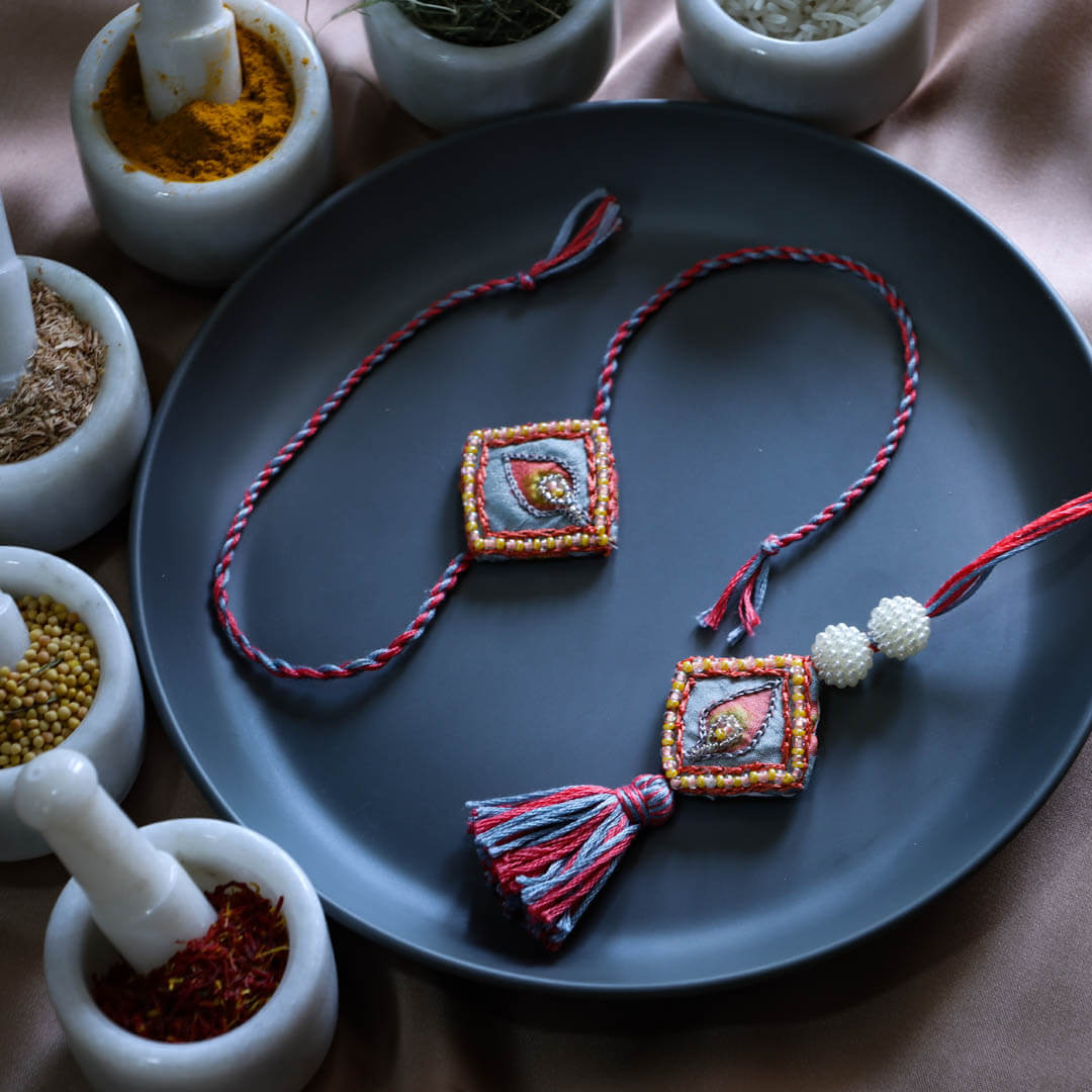 Vedic Rakhi Pairs - VRC043
