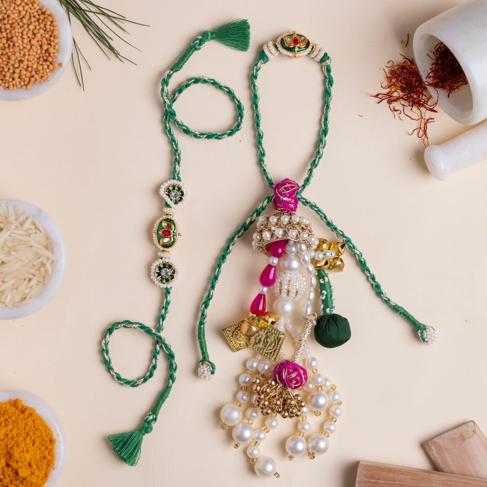 Vedic Rakhi Pairs – VRC098