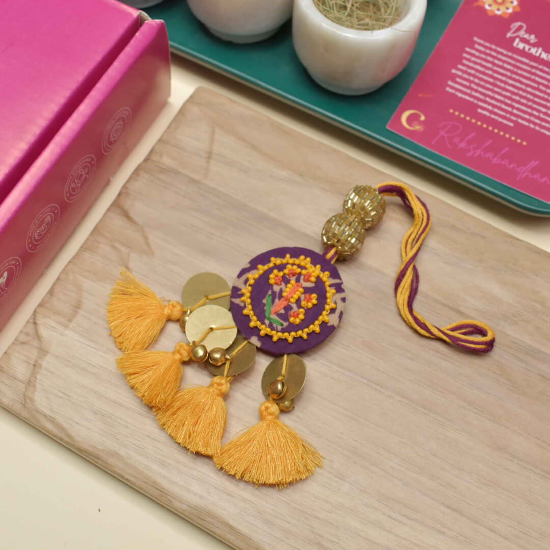 Vedic Rakhi Pairs - VRC050