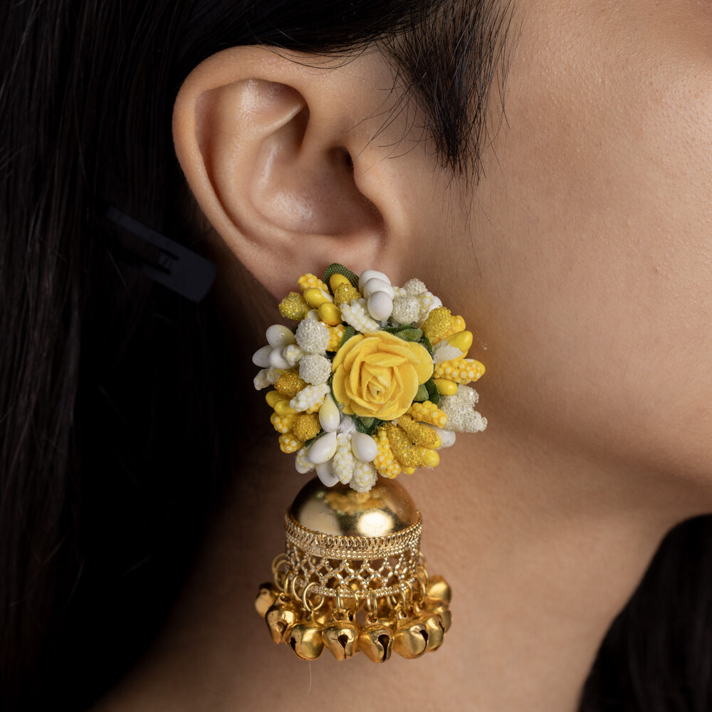 Safed floral jewellery set earrings