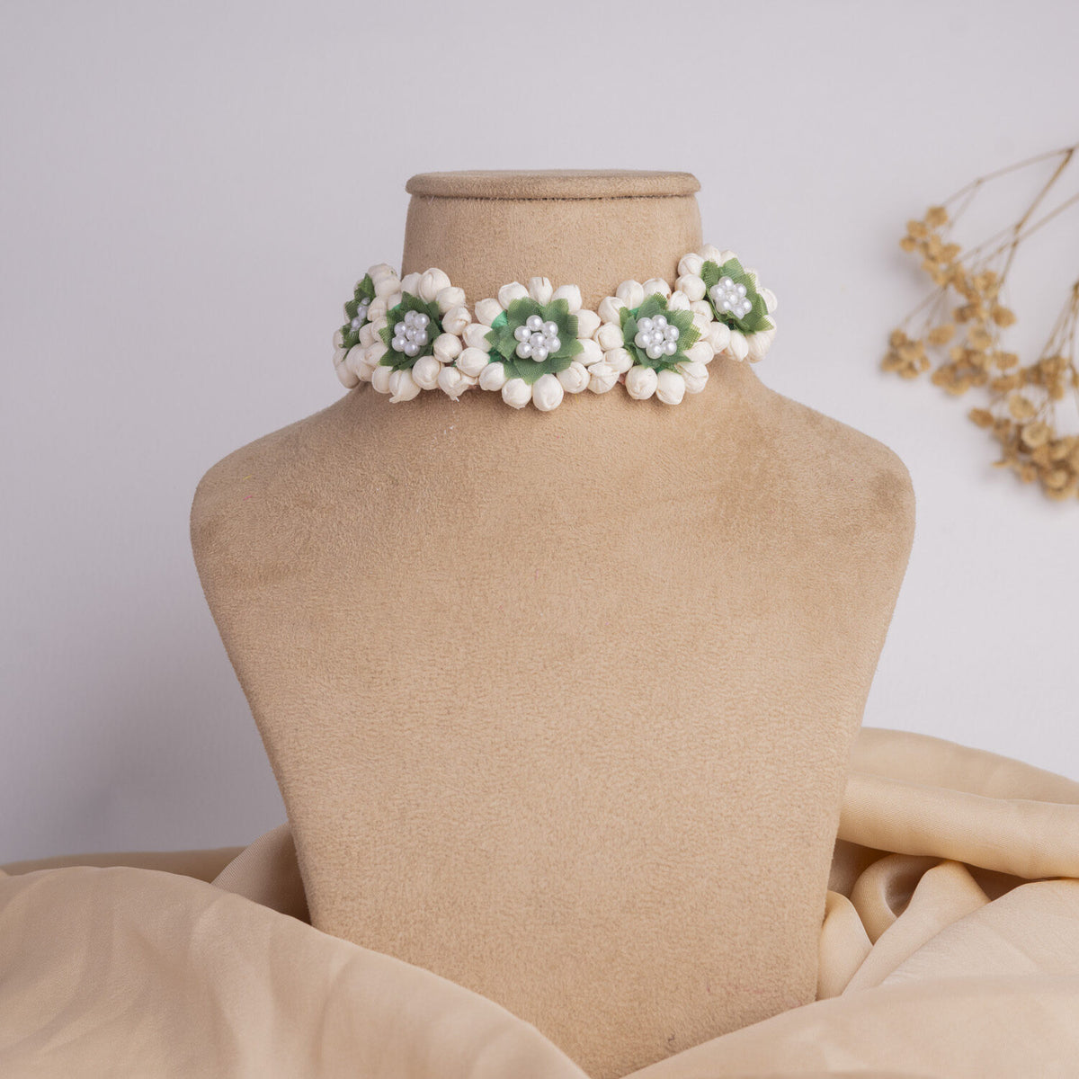 Innayat floral jewellery set necklace