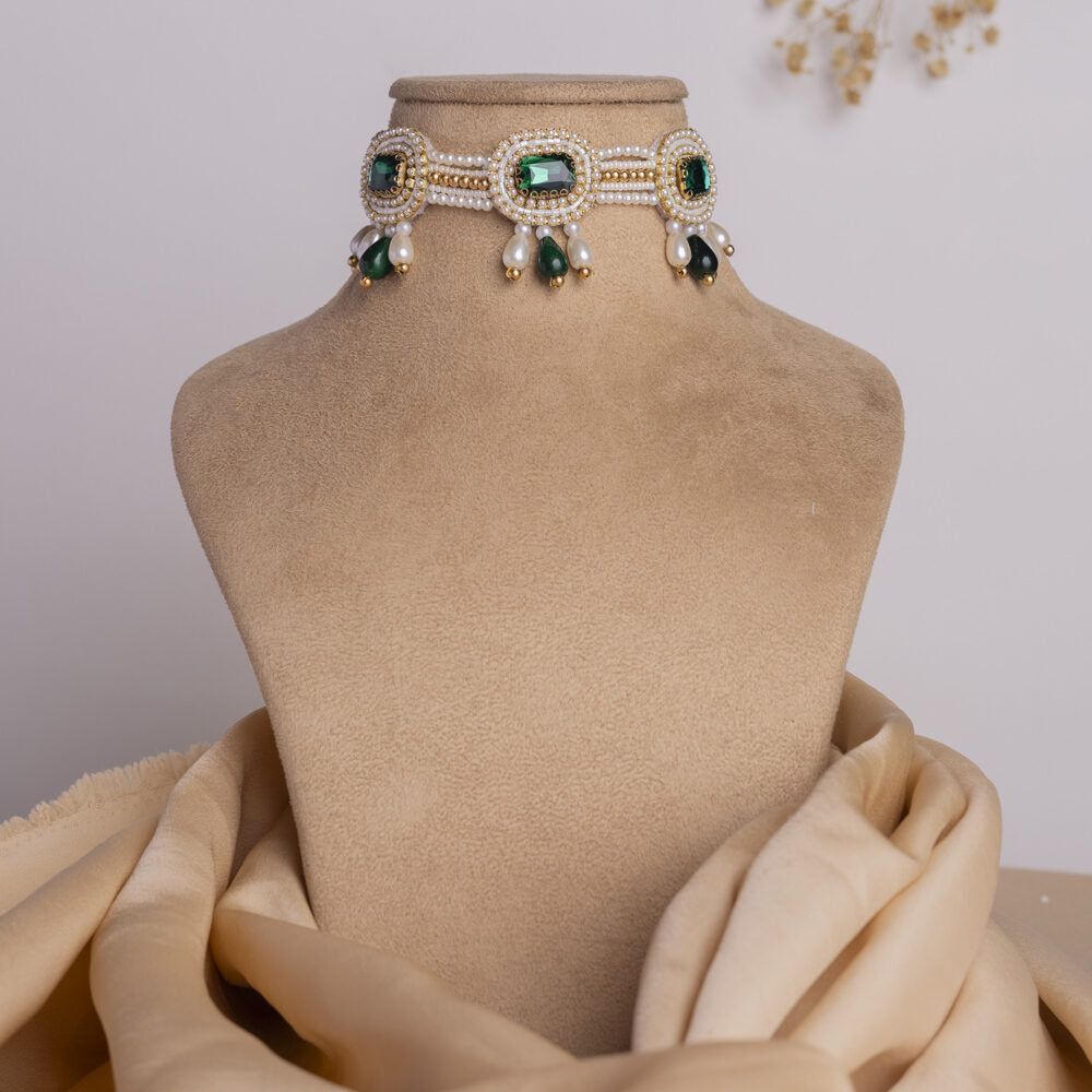 Khwabeeda floral jewellery set necklace
