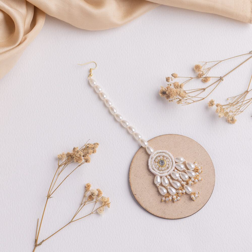 Mukta floral jewellery set tikka