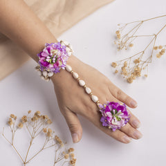 Parizad floral jewellery set hathphool