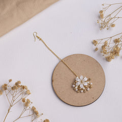 Lihaaz floral jewellery set tikka