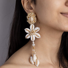 Kainaat floral jewellery set earrings