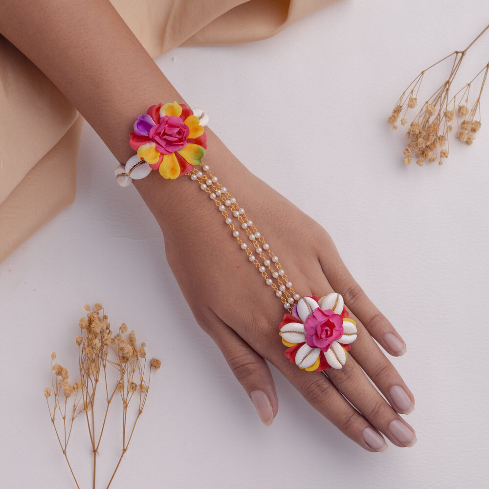 Eshal floral jewellery set hathphool
