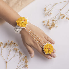 Rooh floral jewellery set hathphool