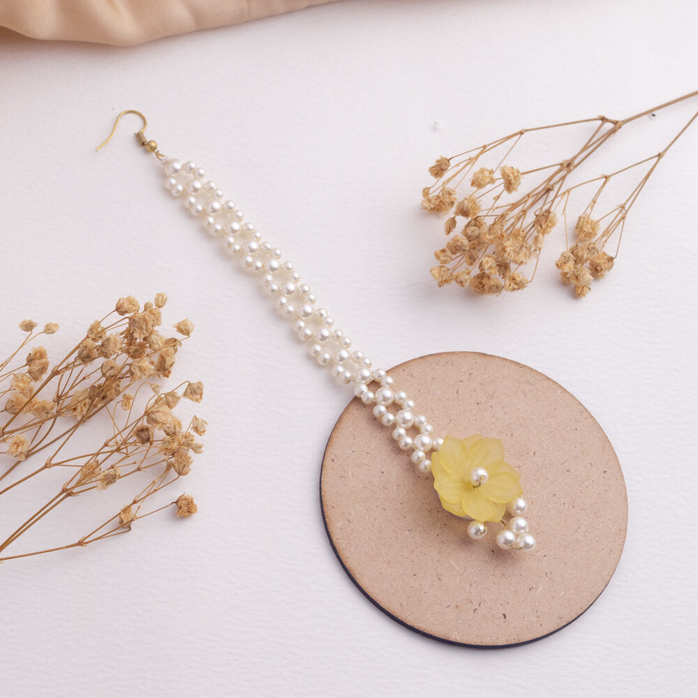 Naayab floral jewellery set tikka