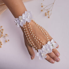Sragvi floral jewellery set hathphool
