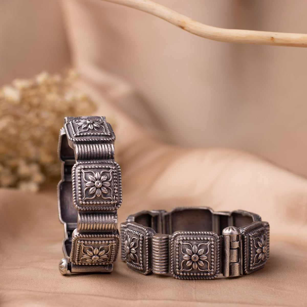 Antique Jewellery Bangle - JJCB003
