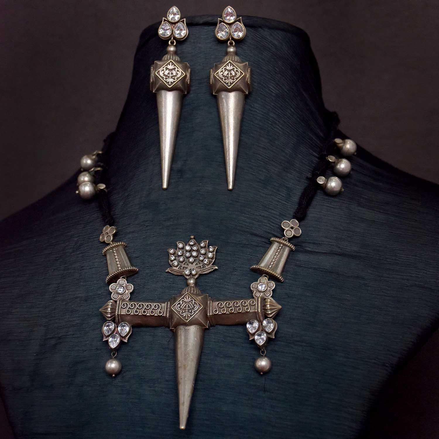 Antique Jewellery Necklace and Earrings - JJCN116