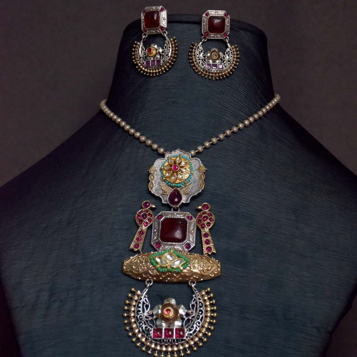 Antique Jewellery Necklace and Earrings - JJCN122