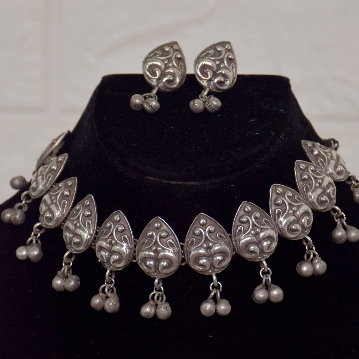 Antique Jewellery Necklace and Earrings - JJCN126