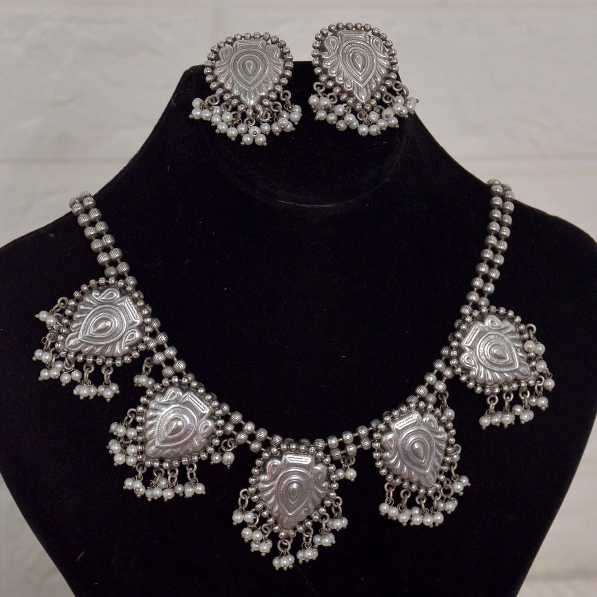 Antique Jewellery Necklace and Earrings - JJCN129