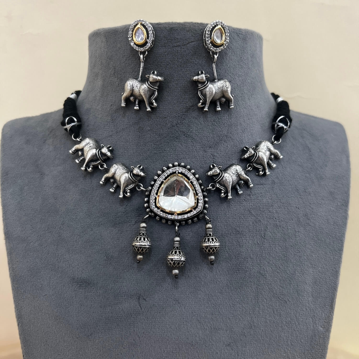 Antique Jewellery Necklace and Earrings - JJCN134