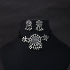 Antique Jewellery Necklace and Earrings - JJCN142