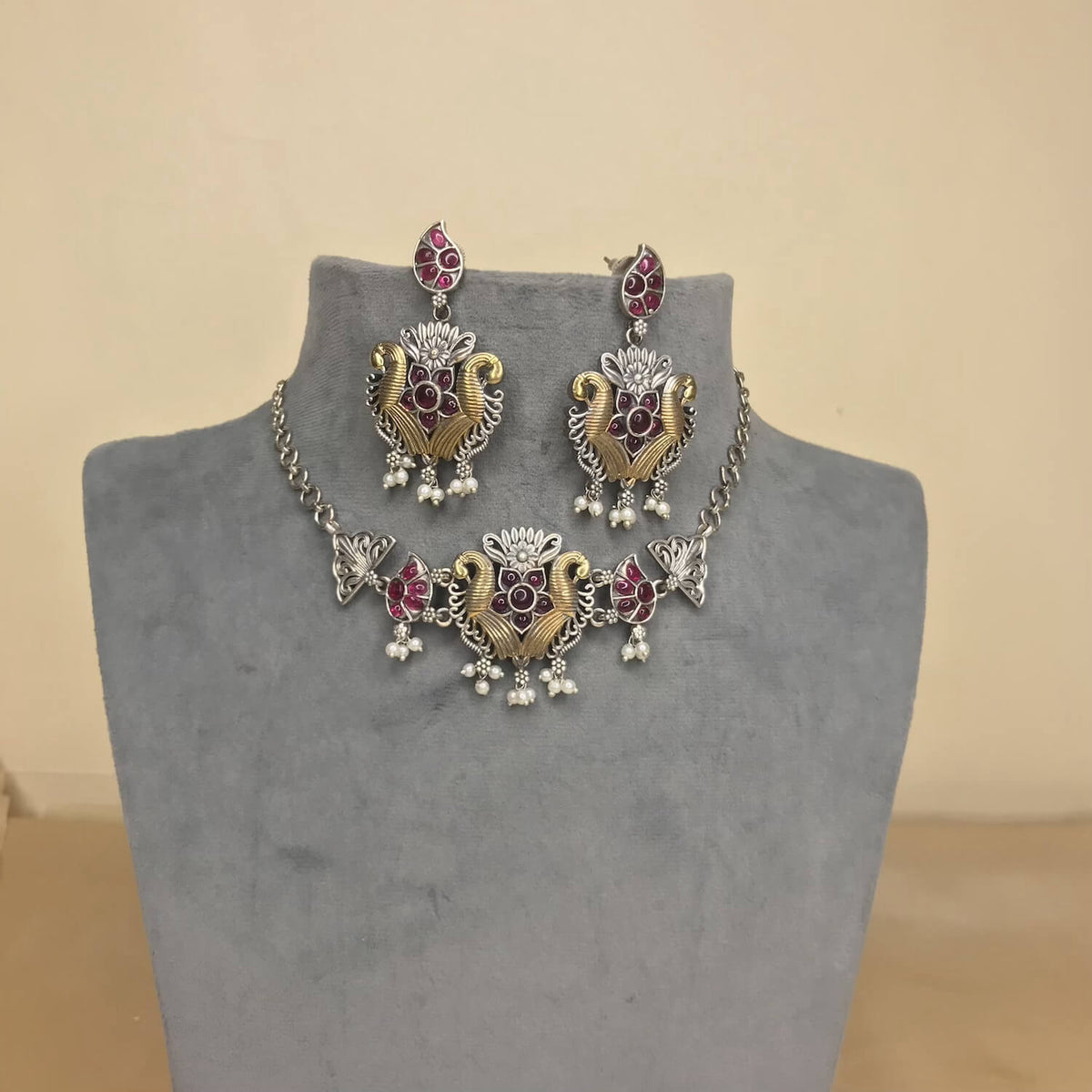 Antique Jewellery Necklace and Earrings - JJCN143
