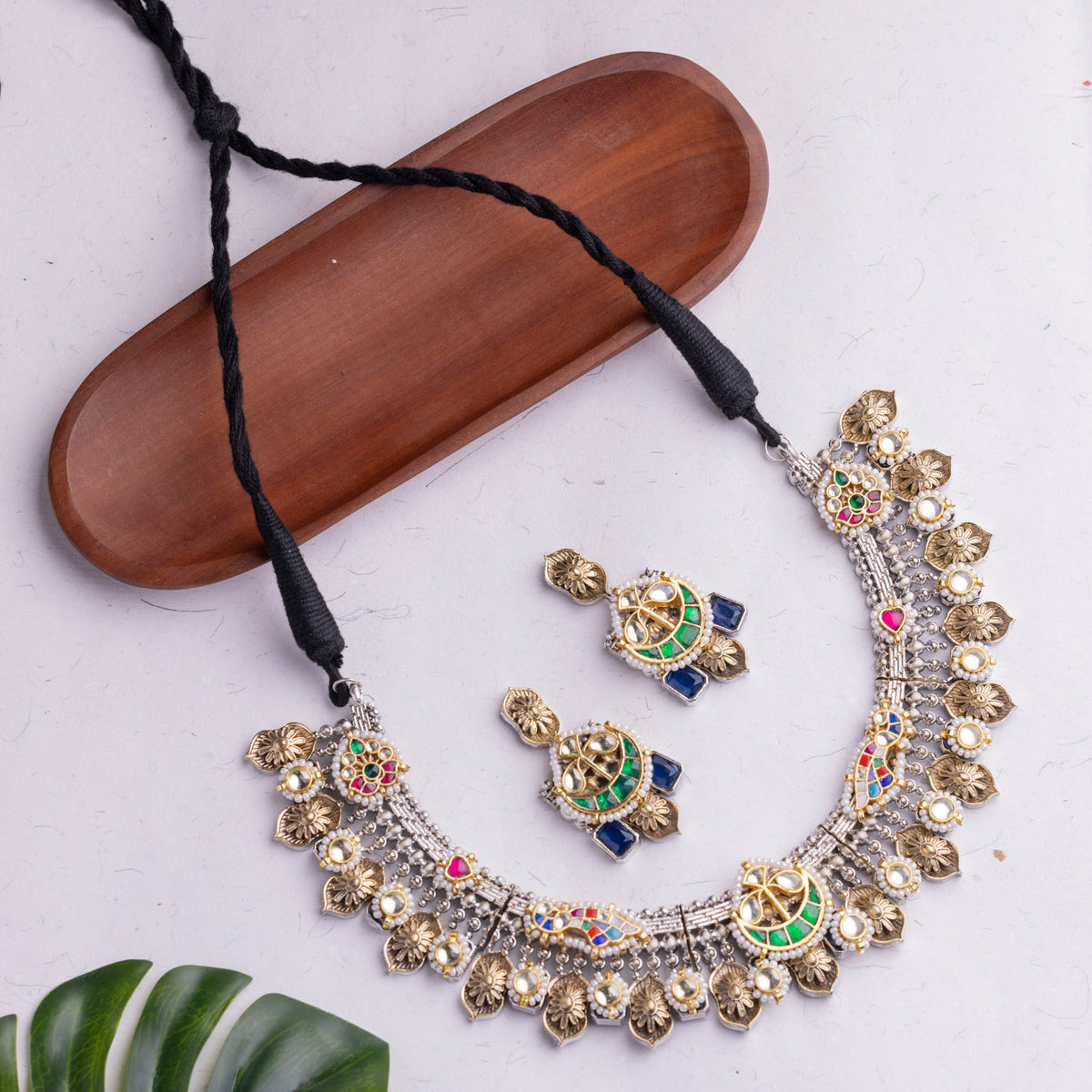 Antique Jewellery Necklace and Earrings - JJCN161