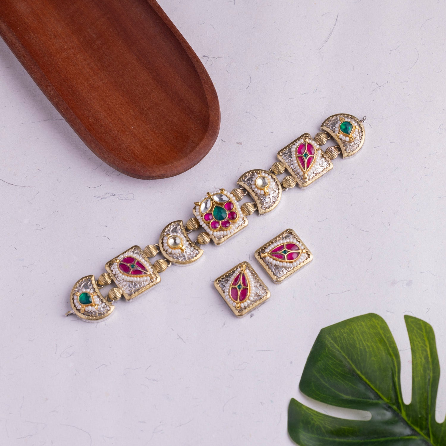 Antique Jewellery Necklace and Earrings - JJCN168