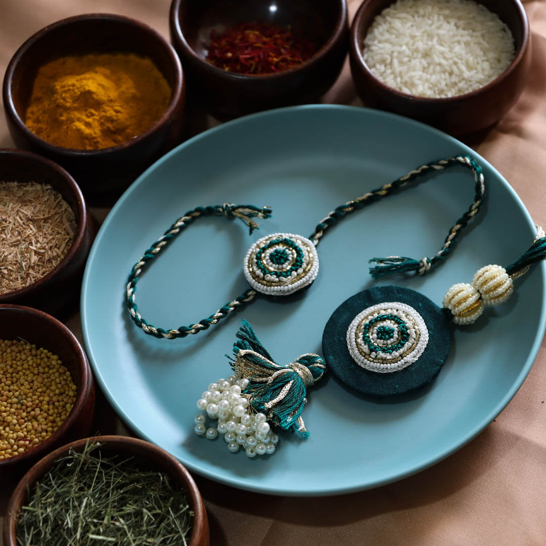Vedic Rakhi Pairs - VRC035