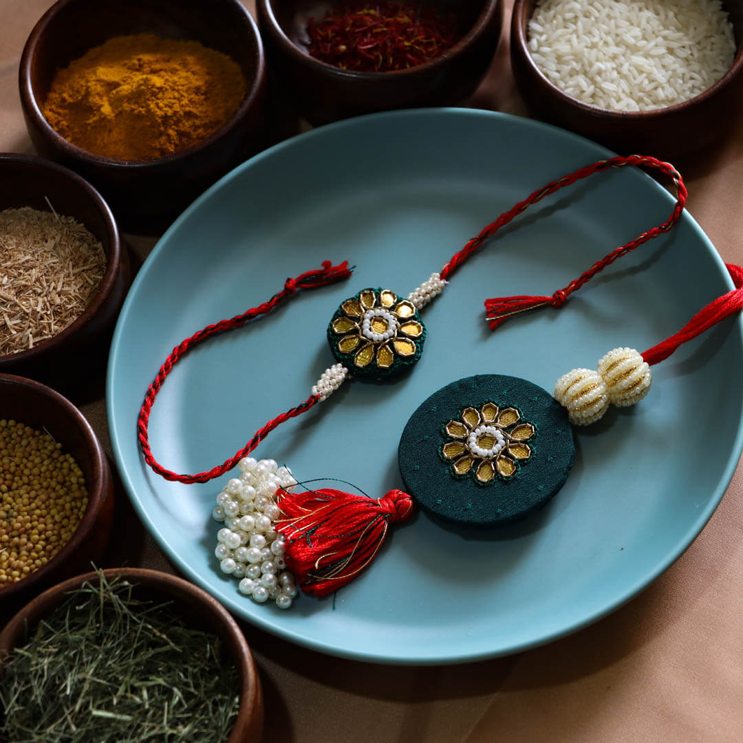 Vedic Rakhi Pairs - VRC036