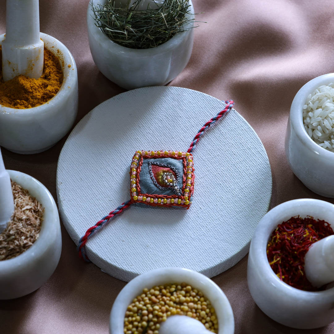 Vedic Rakhi Pairs - VRC043