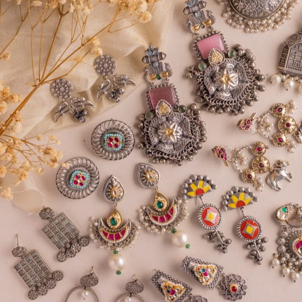 Antique Jewellery: Earrings