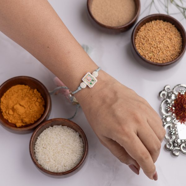 Vedic Bhabhi/Sister Rakhi - VRCL089