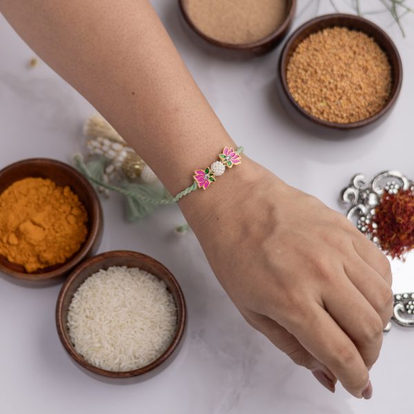 Vedic Bhabhi/Sister Rakhi - VRCL094