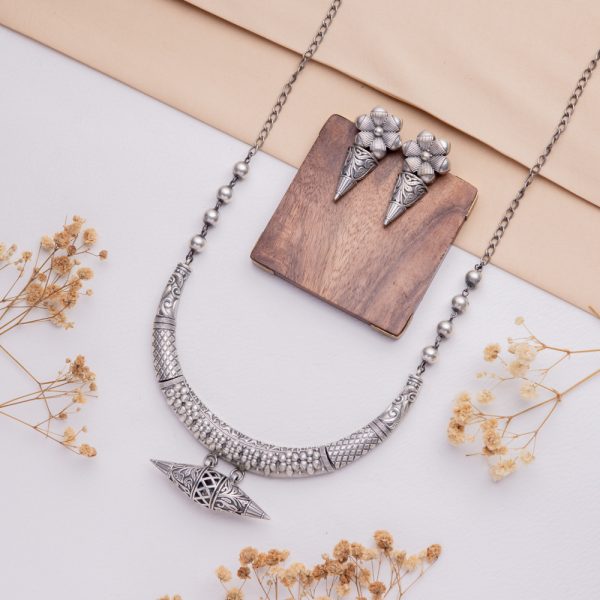 Antique Jewellery Necklace and Earrings - JJCN231