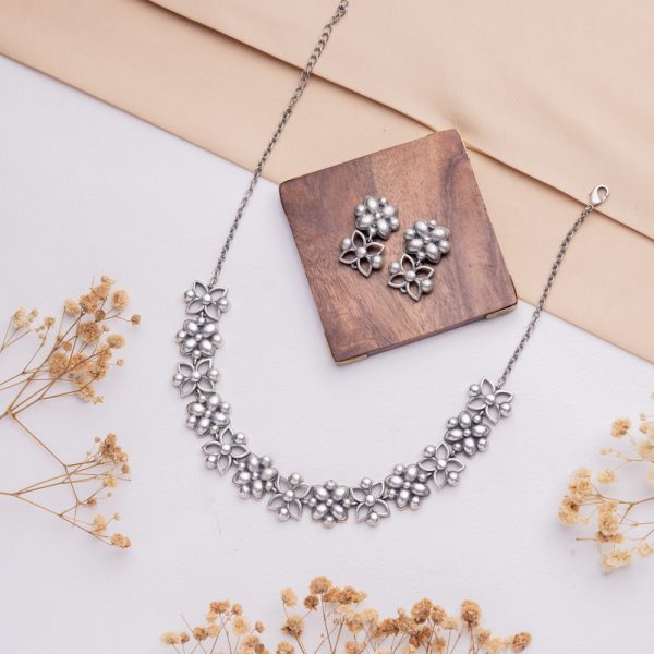 Antique Jewellery Necklace and Earrings - JJCN237